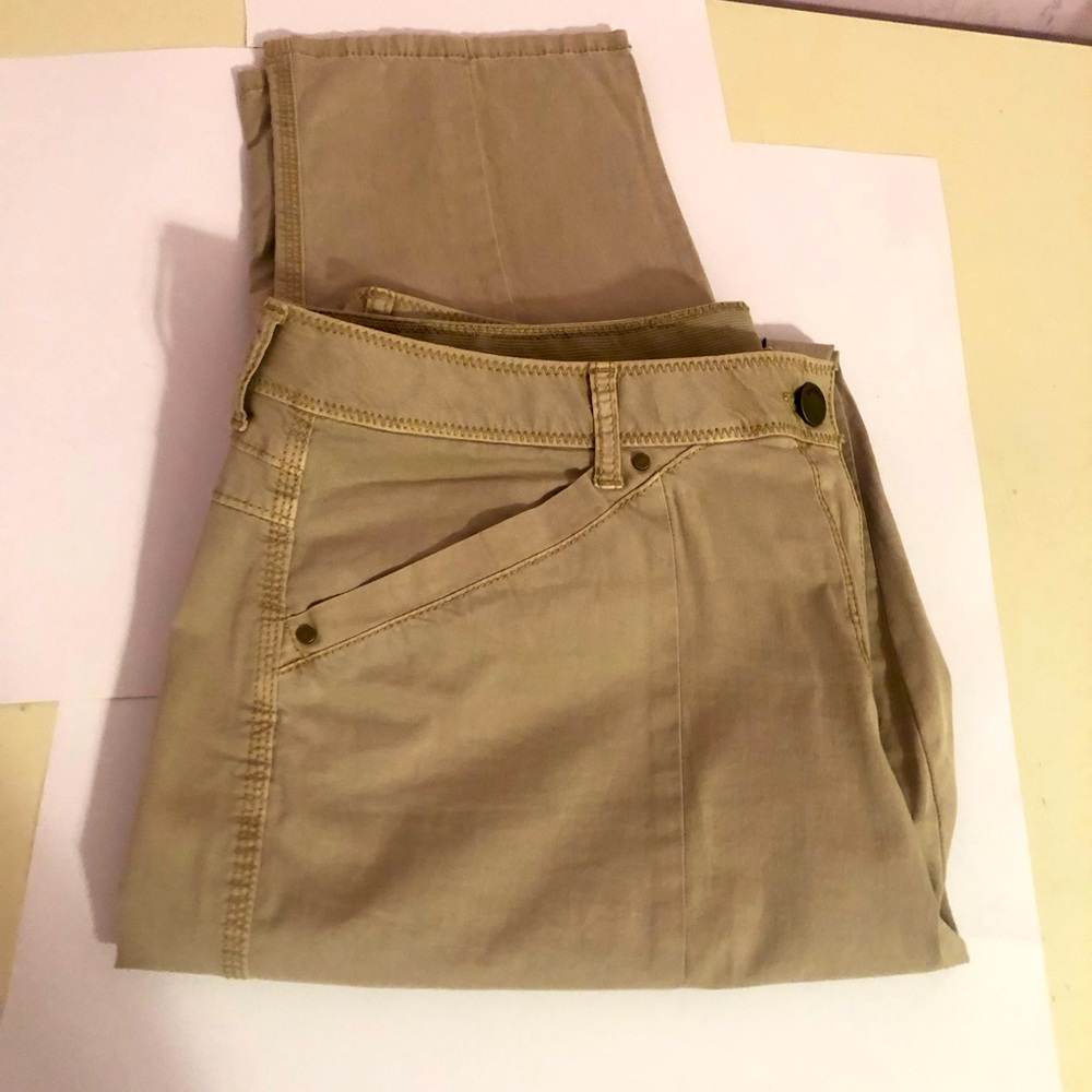 Chico tan cotton ankle pants